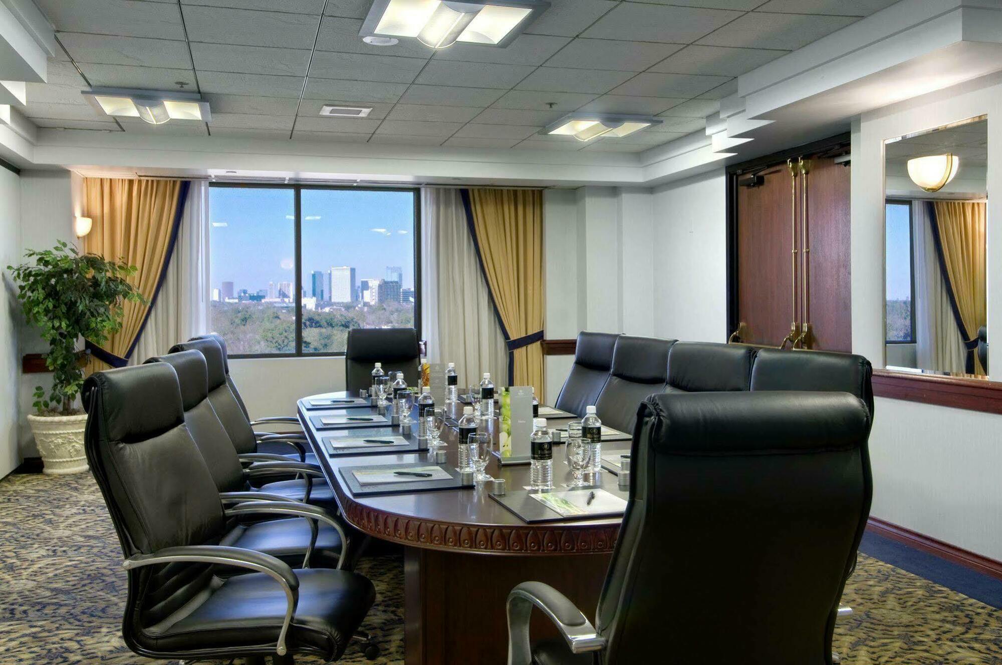 Hilton Houston Plaza/Medical Center Ξενοδοχείο Ανέσεις φωτογραφία